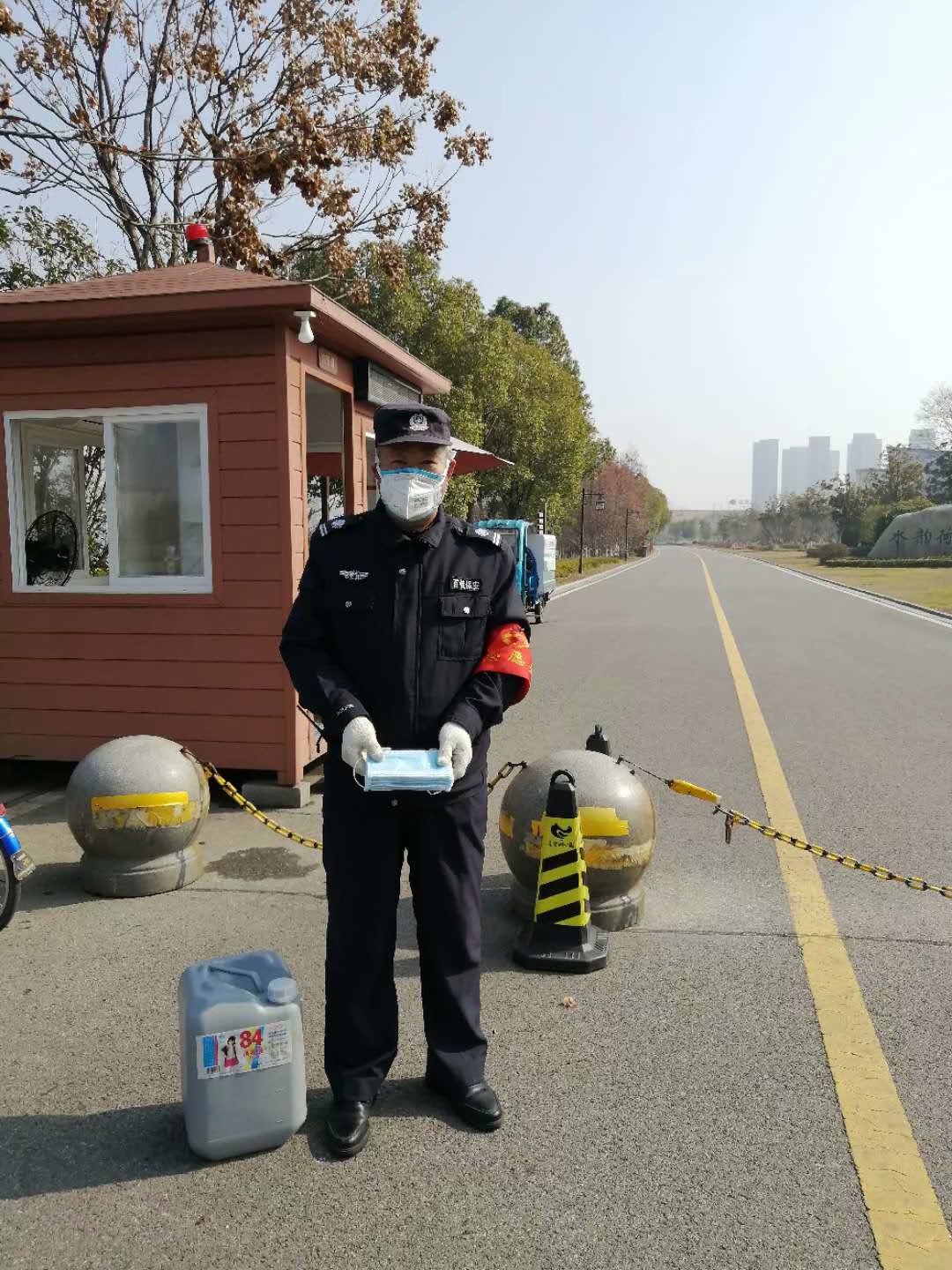 遺愛湖風景區項目部保安人員在疫情期間，堅守在各自崗位，保障景區秩序